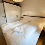 Steilufer Apartements 公寓